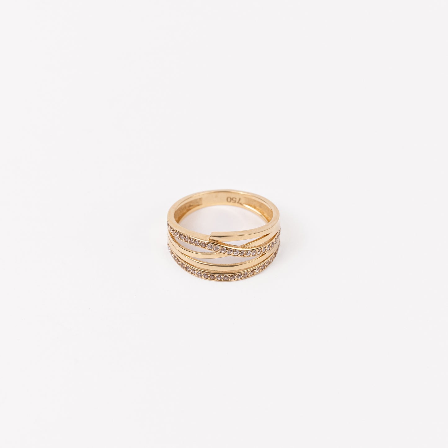 Elegant Curves Ring