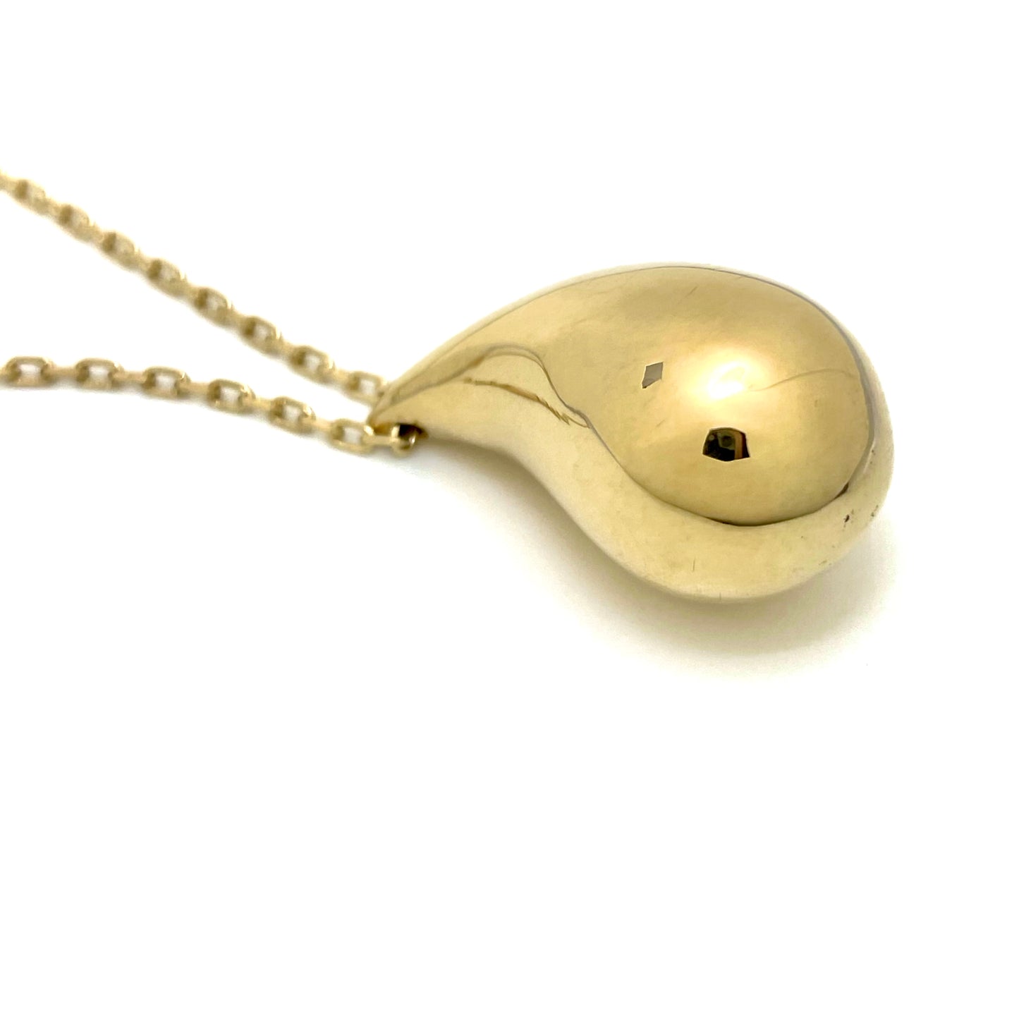 Opulence Gold Pendant Necklace