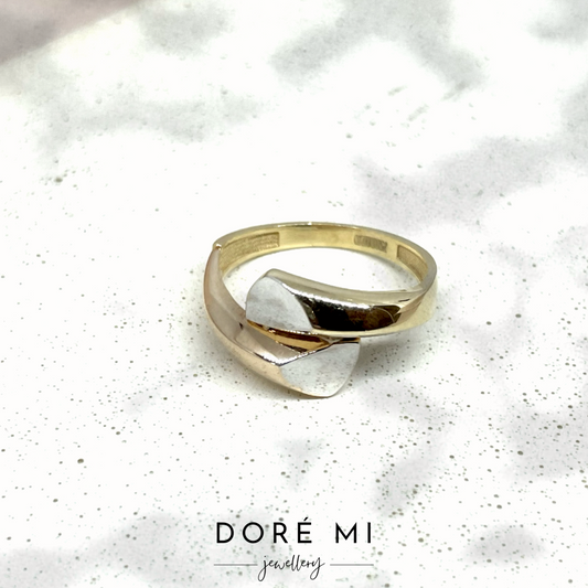 Tricolor Overlap Ring