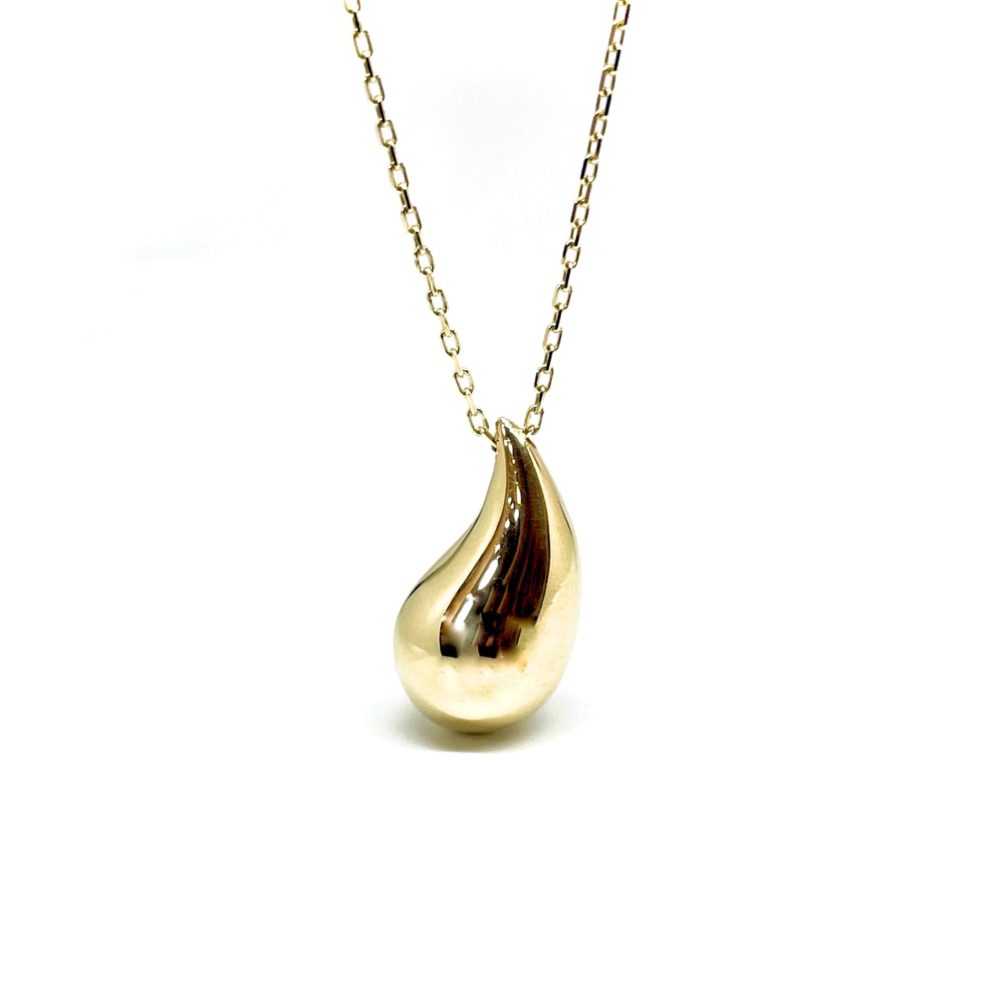 Opulence Gold Pendant Necklace