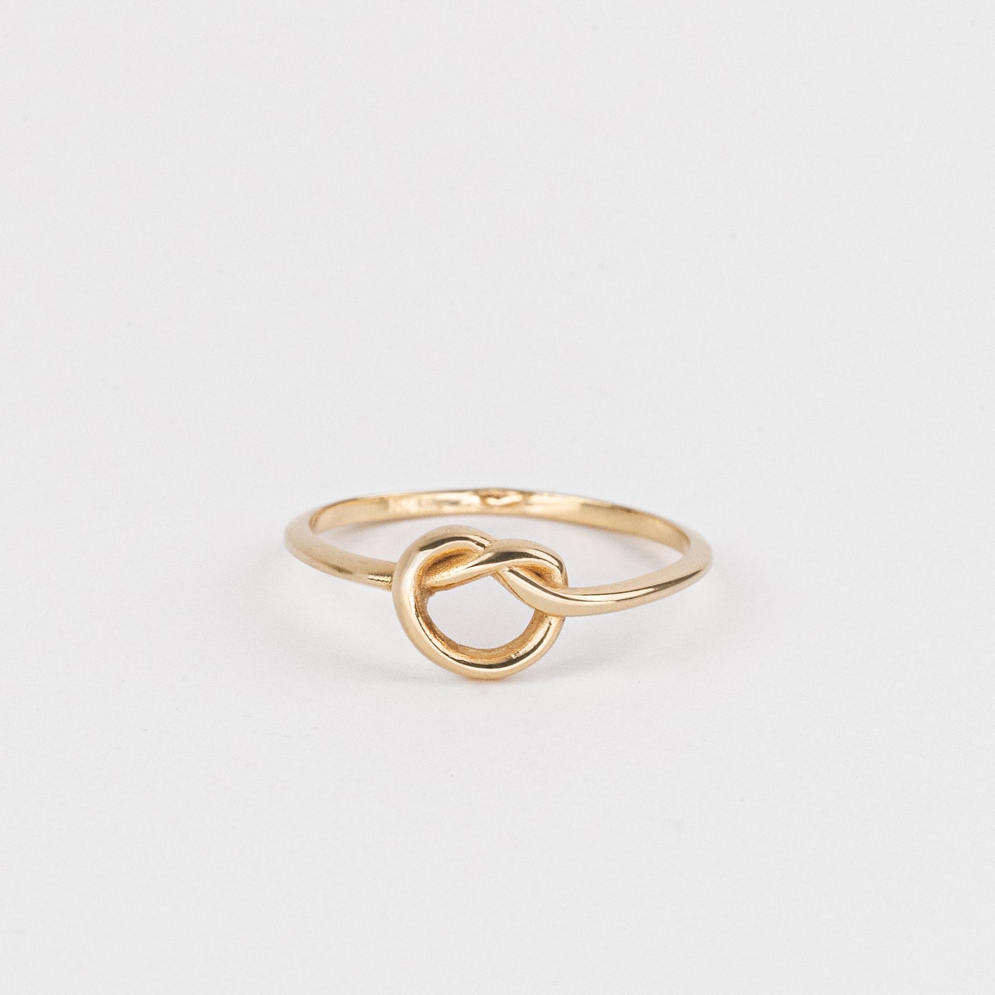Minimal Knot Ring