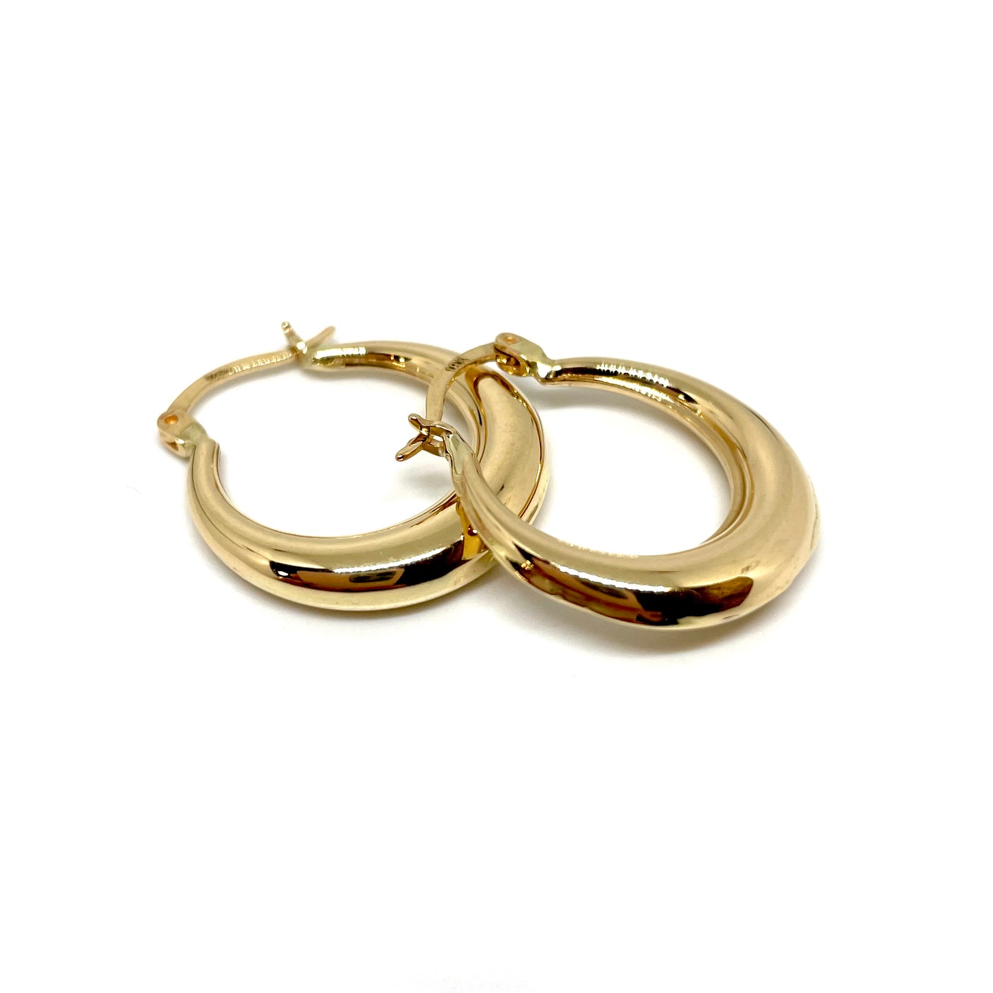 Sleek Bombé Hoop Earrings