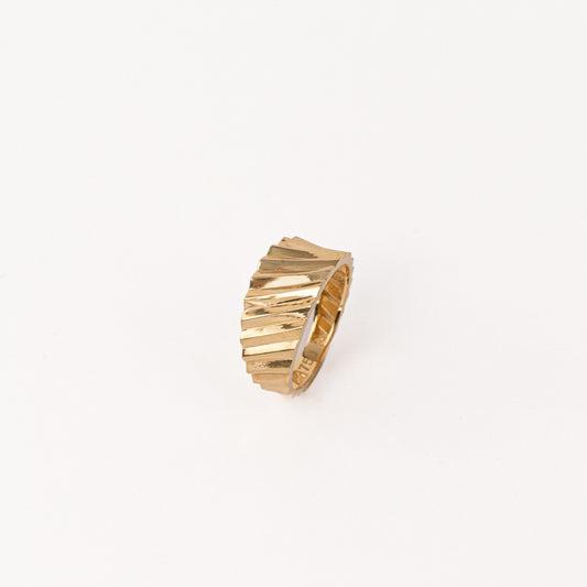 Stripes Edgy Ring