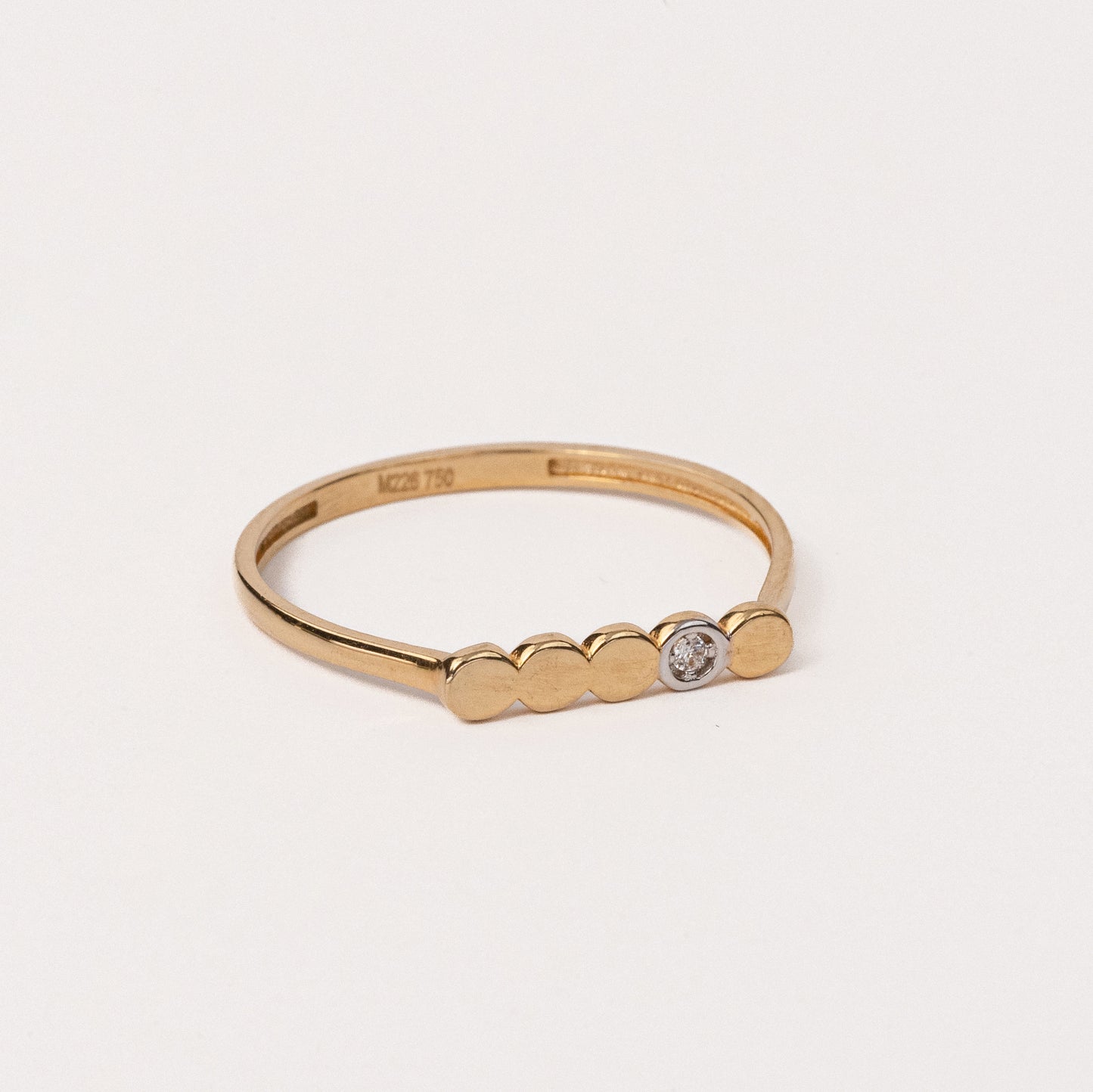 Dainty Circles Ring