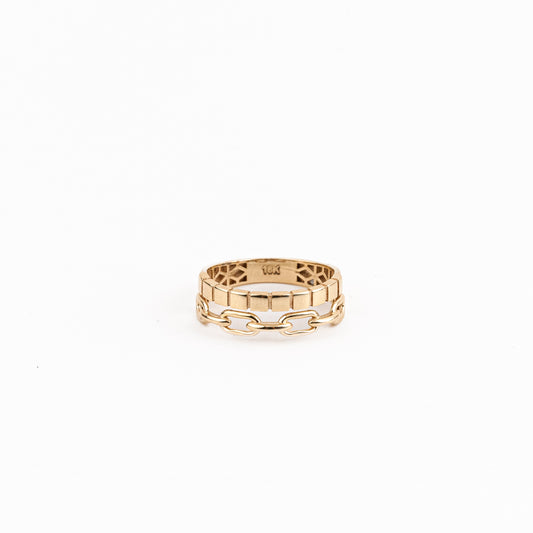 Double Layer with Chain Ring