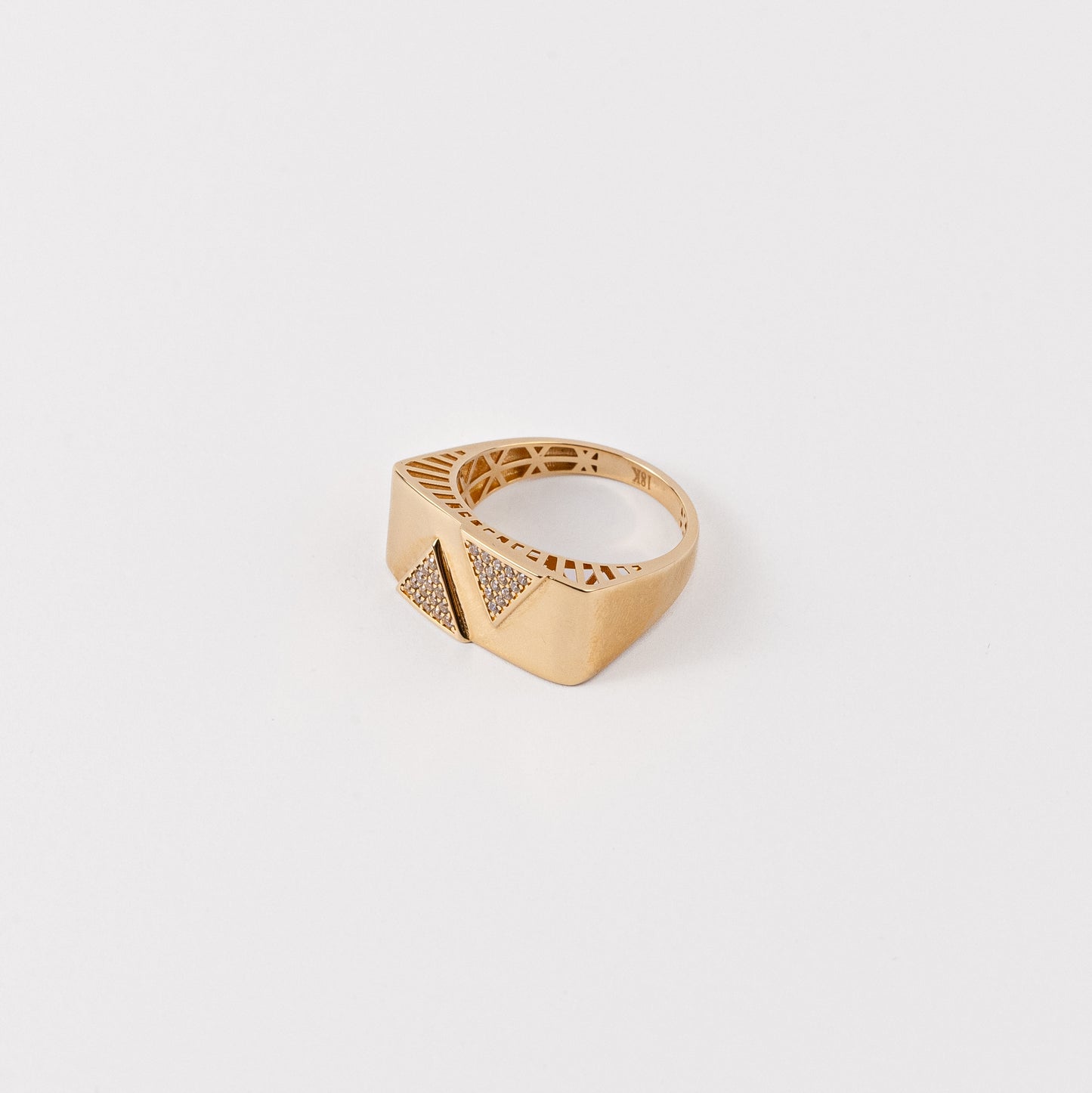 Triangles Edgy Ring